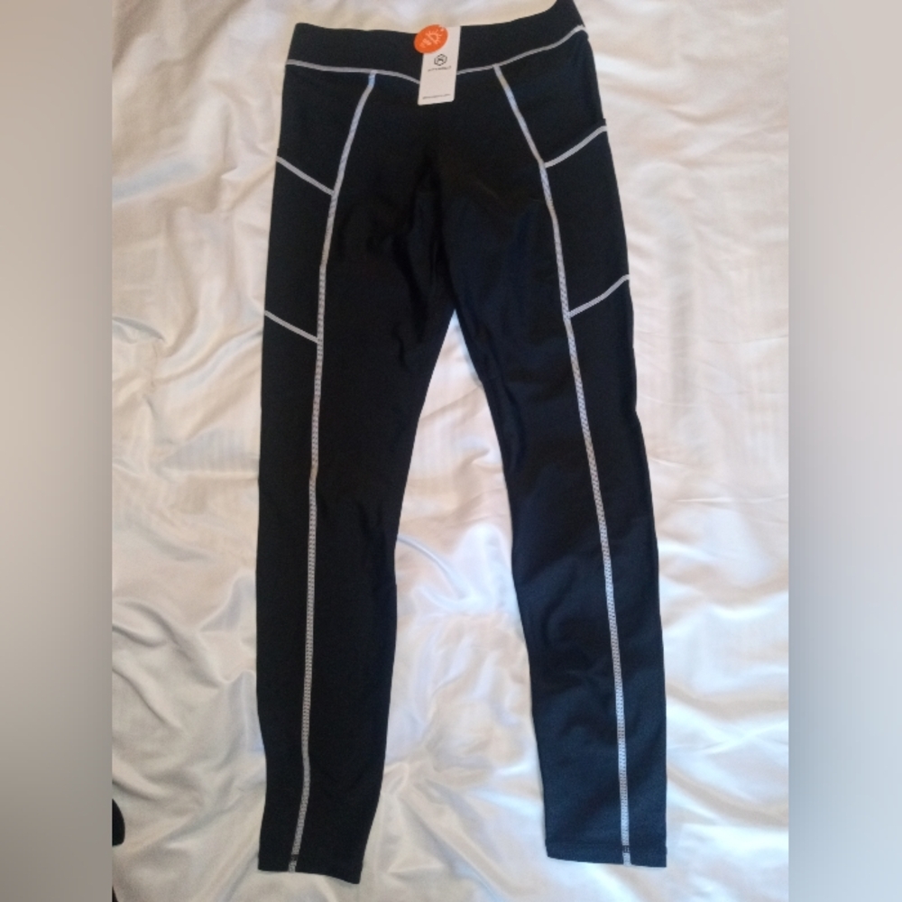 Attraco swim pants ,alblack with white trim size Small,NWT - Picture 4 of 9